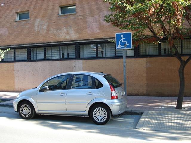 Plaza de aparcamiento para PMR