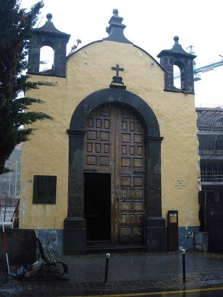 Ermita de San Miguel - Fachada