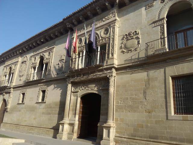 Ayuntamiento de Baeza - Fachada del Ayuntamiento