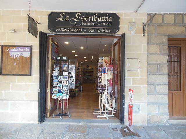 Tienda de Recuerdos La Escribanía - Fachada de la tienda