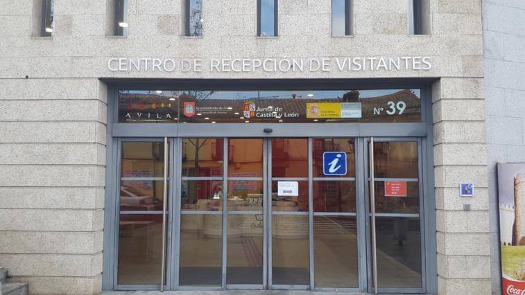 Centro de Recepción de Visitantes - Fachada principal