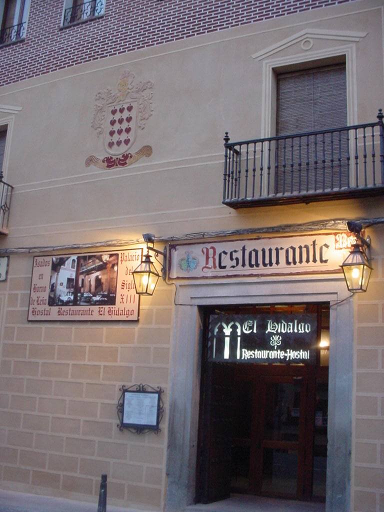 Restaurante Asador Hidalgo - Fachada del establecimiento