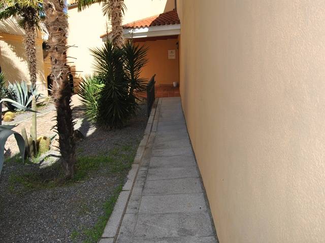 Rampa exterior de acceso al museo