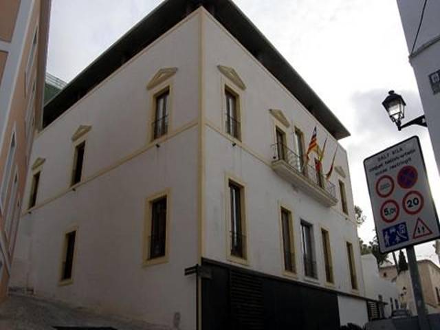 Archivo Histórico Can Botino - Fachada