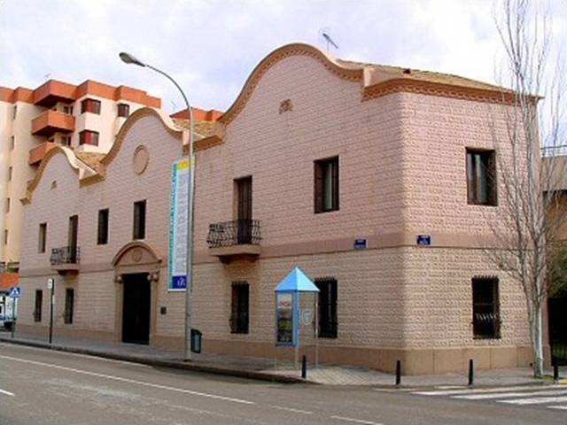 Centro Cultural “Can Ventosa” - Fachada