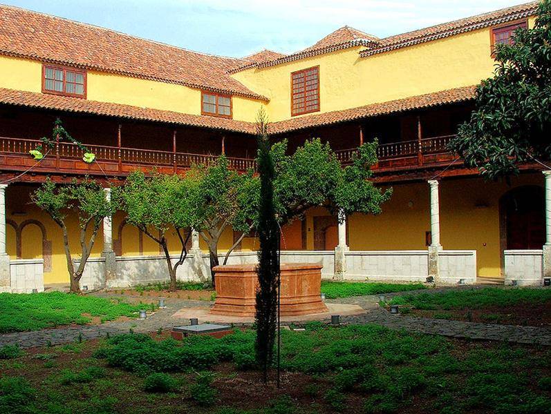 Patio interior