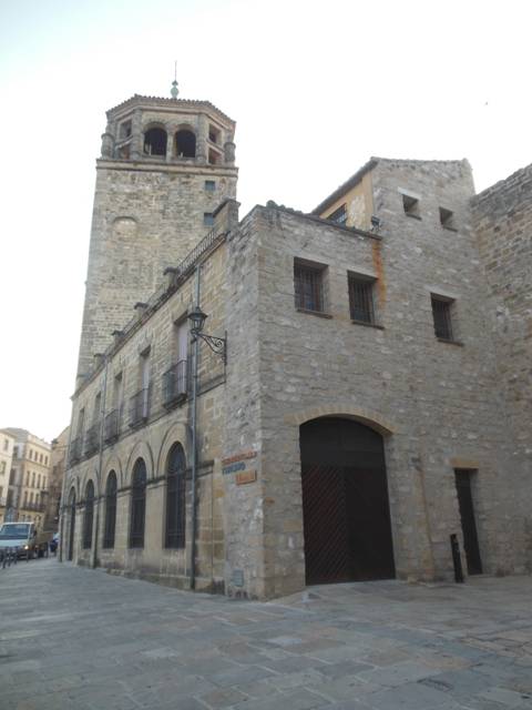 Oficina de Turismo de Úbeda, Antiguas Carnicerías - Edificio de la Oficina de Turismo