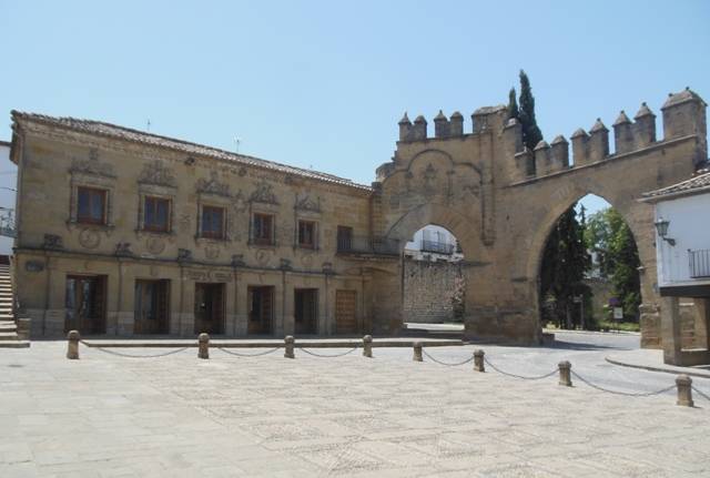Puerta de Jaén en Baeza
