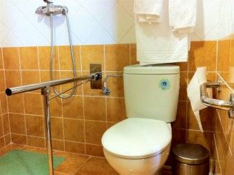 Aseo en Habitación adaptada