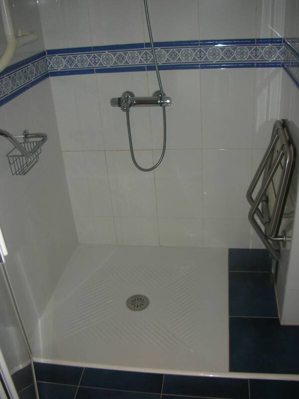 Ducha habitacion adaptada