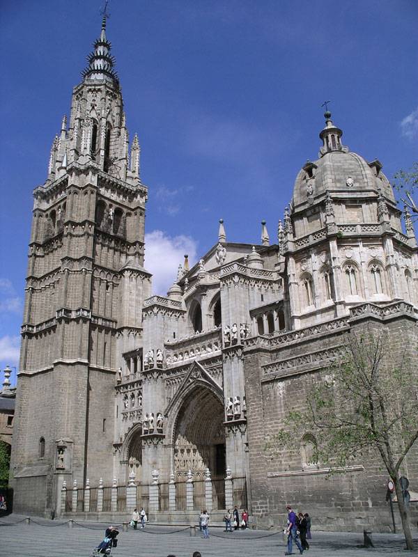 Fachada principal de la Catedral