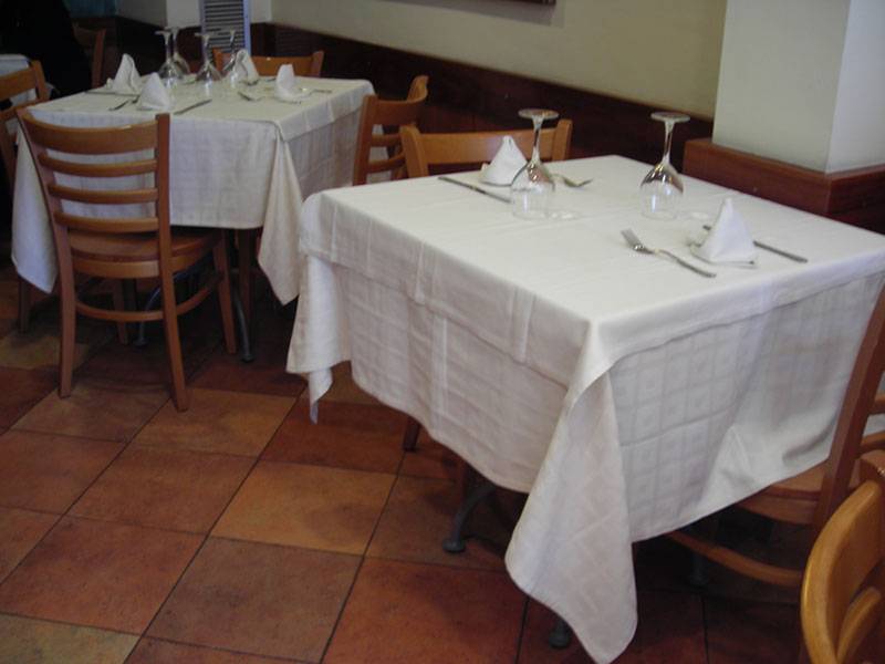 Vista del sal&oacute;n comedor
