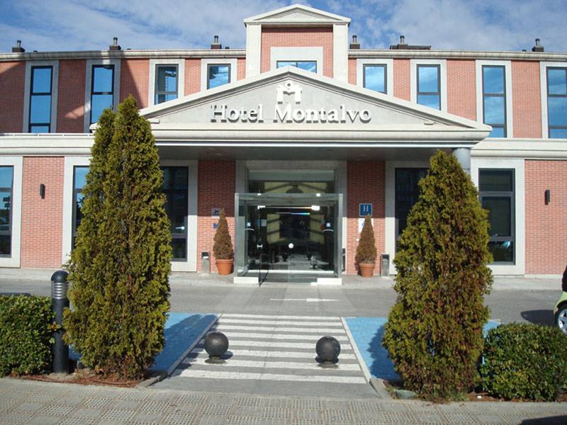 Hotel  Montalvo (H***) - Fachada principal del hotel